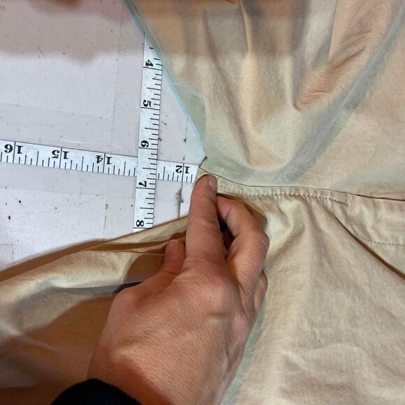 L.L. Bean Women's High-Rise Flat Front Favorite Fit Cropped Pants Beige Size 18 - Picture 8 of 12